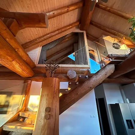 Zrub Santa Monica Banská Štiavnica